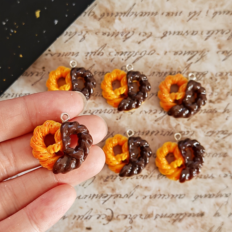 Resin Art Gift Ideas - 6 Stück Simulierte Herz-Schokoladen-Harz-Anhänger Dessert-Anhänger DIY